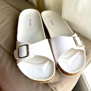 Ardene White Slides